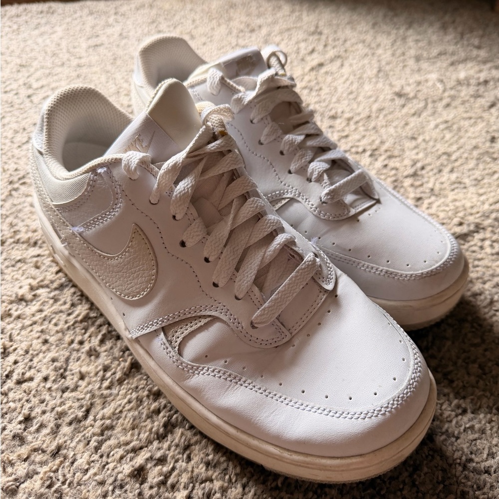 Women’s Nike Sneakers